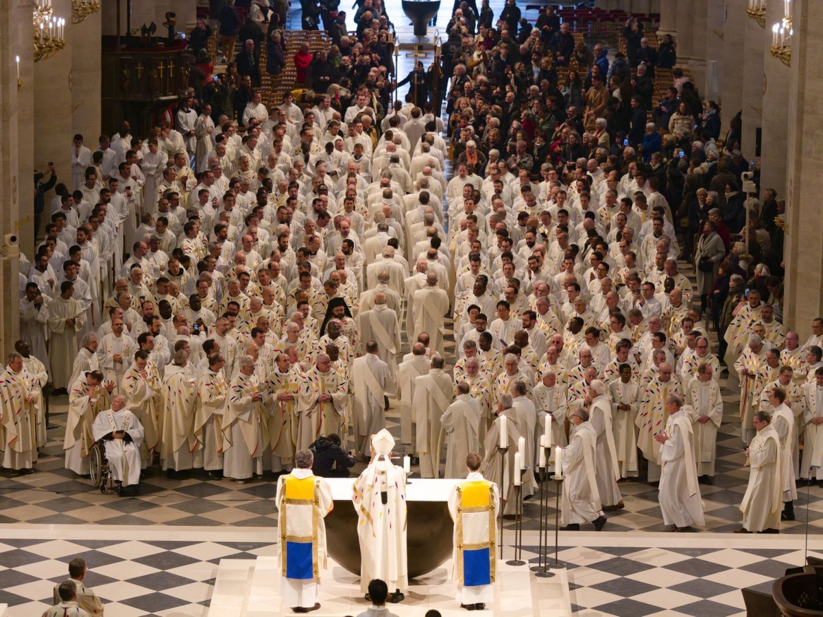 Messe en présence des prêtres et diacres de Paris. © Yannick Boschat / Diocèse de Paris.