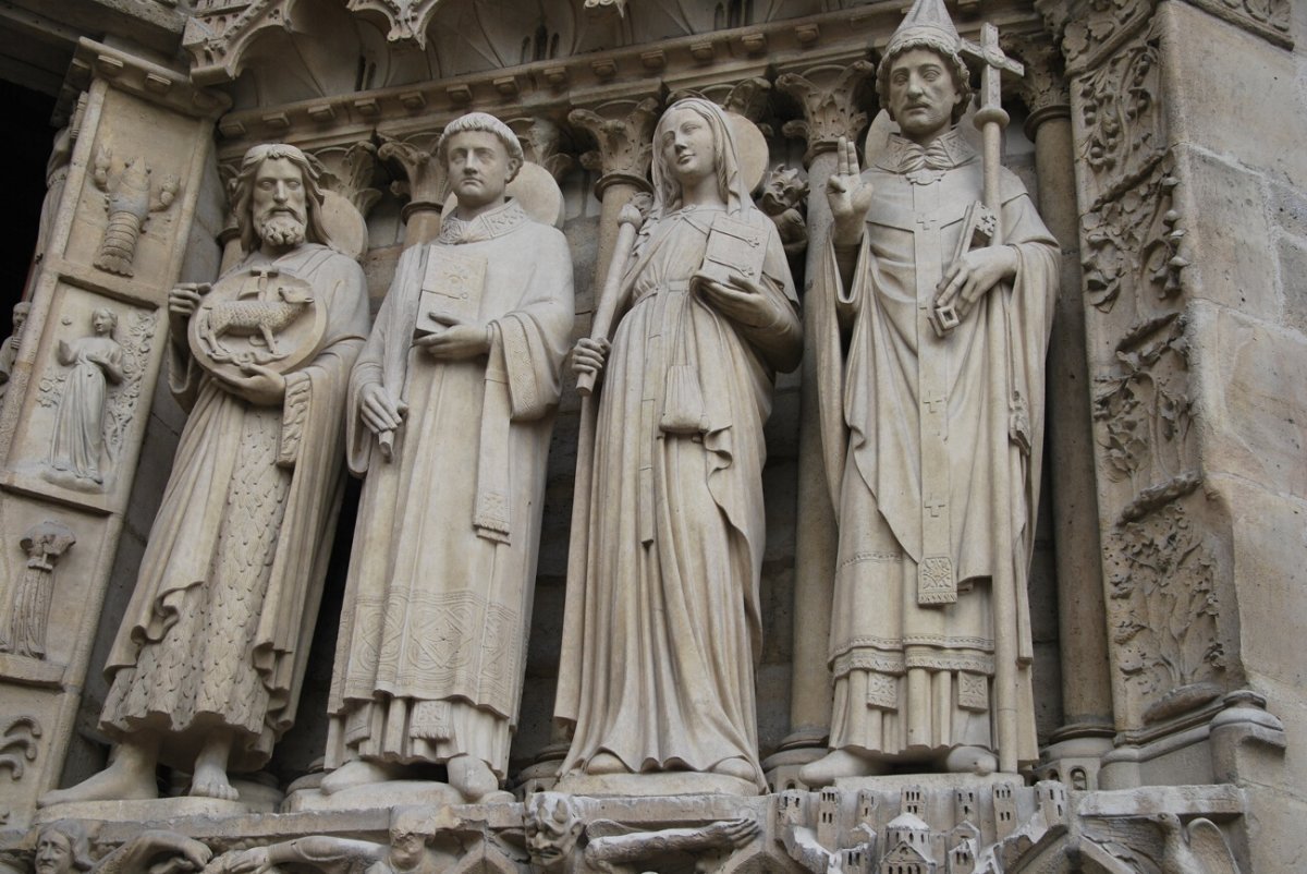 Portail de Notre-Dame de Paris. © Diana Pichard.