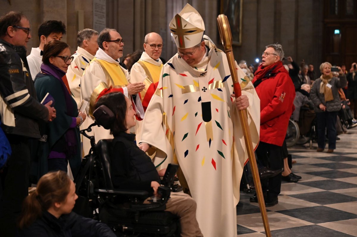 Messe en présence d'associations caritatives et ceux qu'elles (…). © Marie-Christine Bertin / Diocèse de Paris.