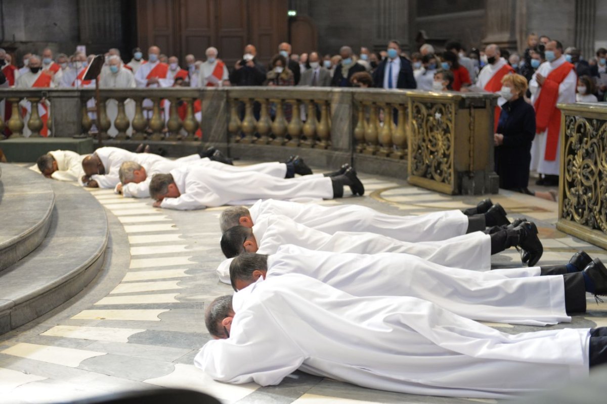 Ordinations des diacres permanents 2021. © Yannick Boschat / Diocèse de Paris.