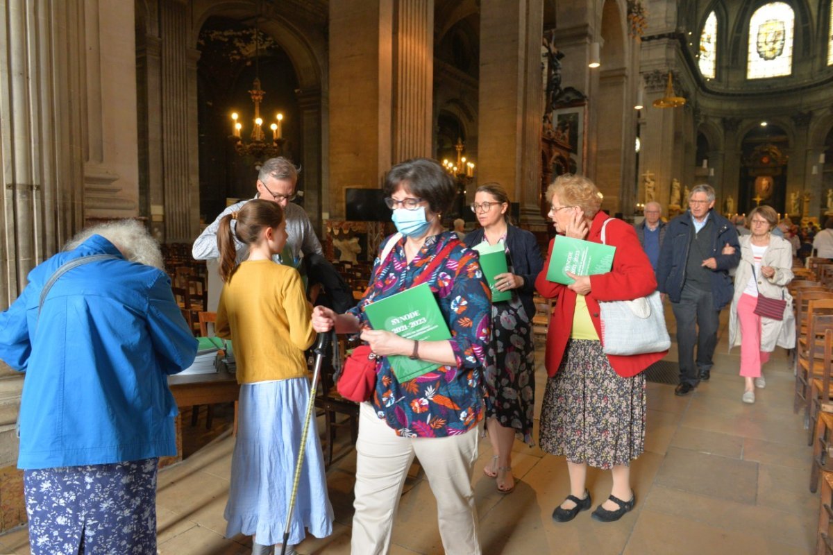 Rassemblement de réception des contributions synodales. © Marie-Christine Bertin / Diocèse de Paris.