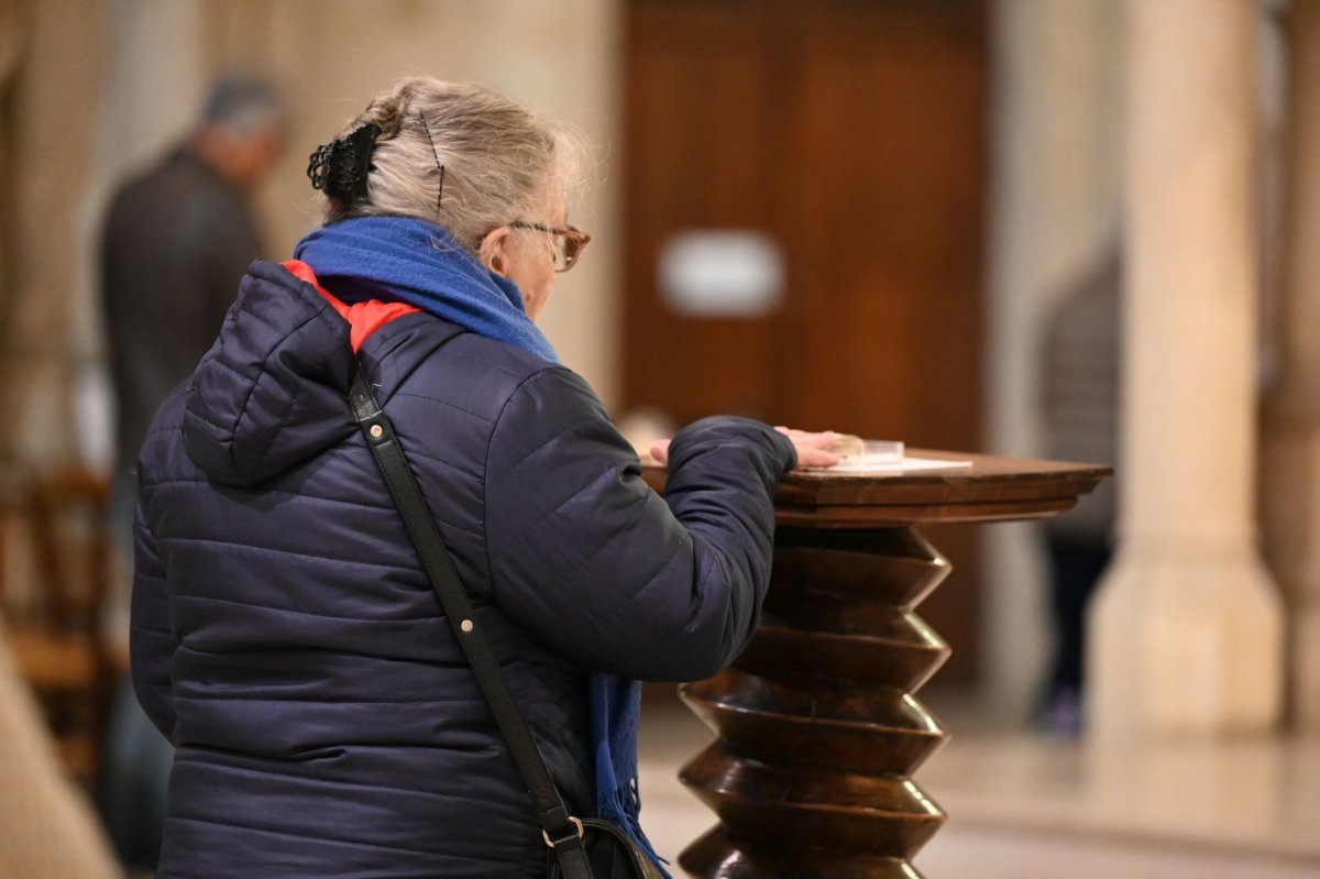 Veillée de l'espérance à la basilique Sainte-Clotilde. © Marie-Christine Bertin / Diocèse de Paris.
