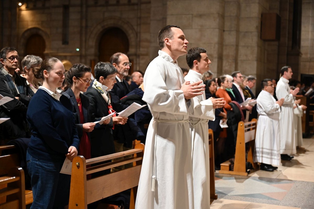 Ordinations diaconales en vue du sacerdoce. © Marie-Christine Bertin / Diocèse de Paris.