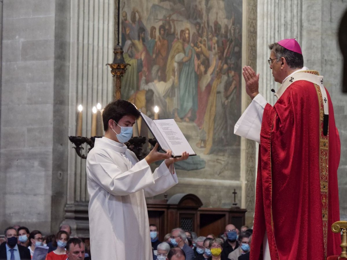 Ordinations des diacres permanents 2021. © Yannick Boschat / Diocèse de Paris.