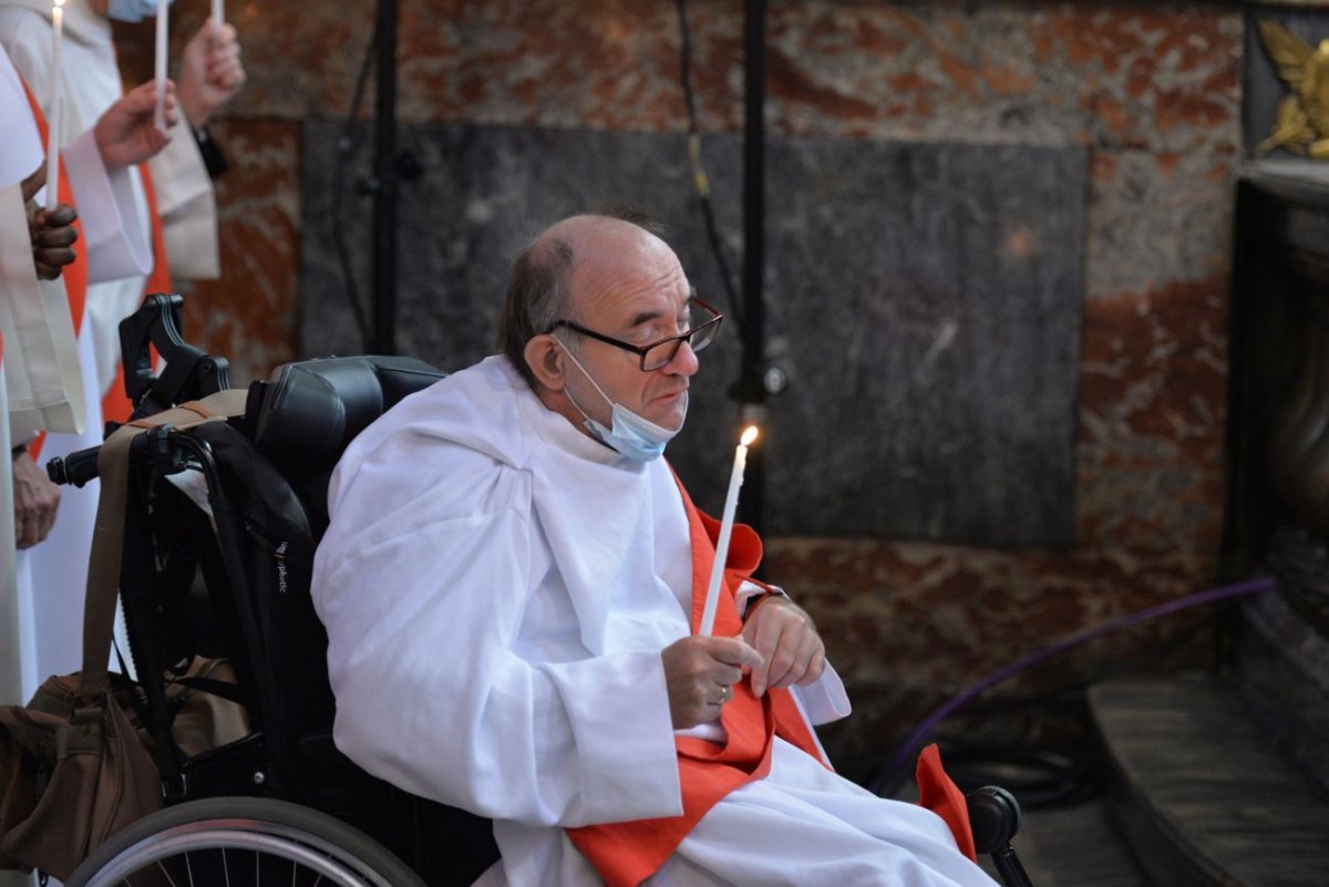 Ordinations des diacres permanents 2021. © Marie-Christine Bertin / Diocèse de Paris.