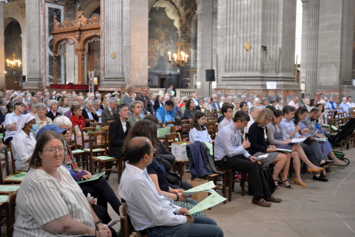 Rassemblement de réception des contributions synodales. © Marie-Christine Bertin / Diocèse de Paris.