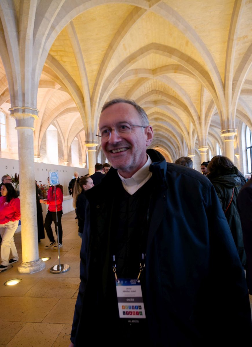 Déjeuner solidaire au Collège des Bernardins. © Yannick Boschat / Diocèse de Paris.