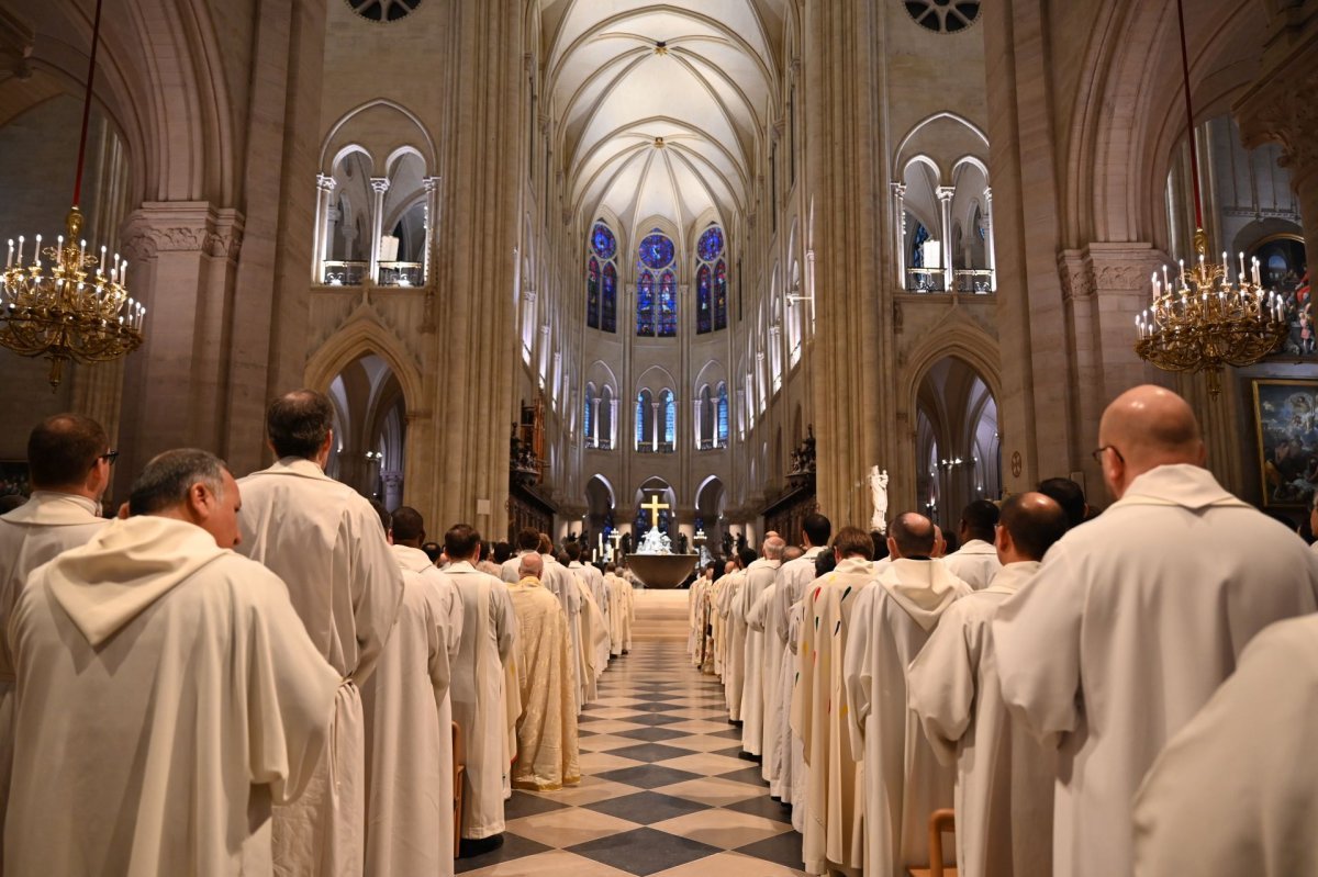 Messe en présence des prêtres et diacres de Paris. © Marie-Christine Bertin / Diocèse de Paris.