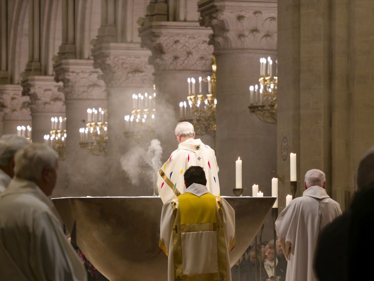 Messe en présence des services diocésains et de l'Atelier de Notre-Dame. © Yannick Boschat / Diocèse de Paris.