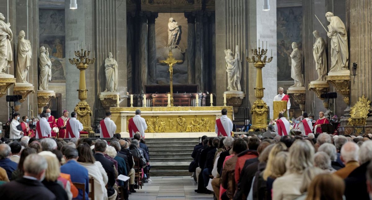 Ordinations des diacres permanents 2021. © Yannick Boschat / Diocèse de Paris.