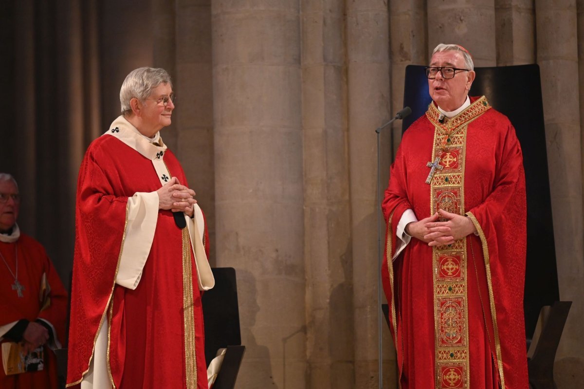 Messe de béatification de Raymond Cayré, Gérard-Martin Cendrier, Roger (…). © Marie-Christine Bertin / Diocèse de Paris.
