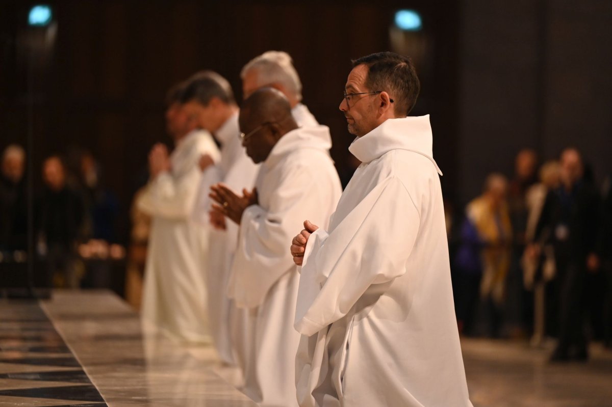 Ordinations des diacres permanents 2025. © Marie-Christine Bertin / Diocese de Paris.